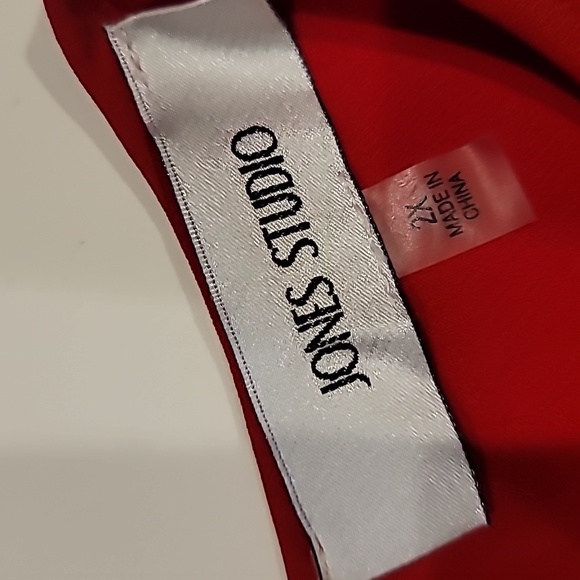 Jones Studio Lace Detail Pullover With Bell Sleeves Top Red 2X - Picture 8 of 12